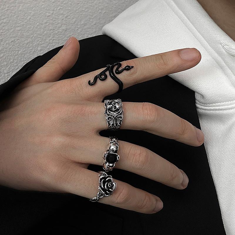 1Set  Creative Punk Poker Joker Rings For Men Retro Personality Goth Skeleton Couple Rings Jewelry Accessories Gifts