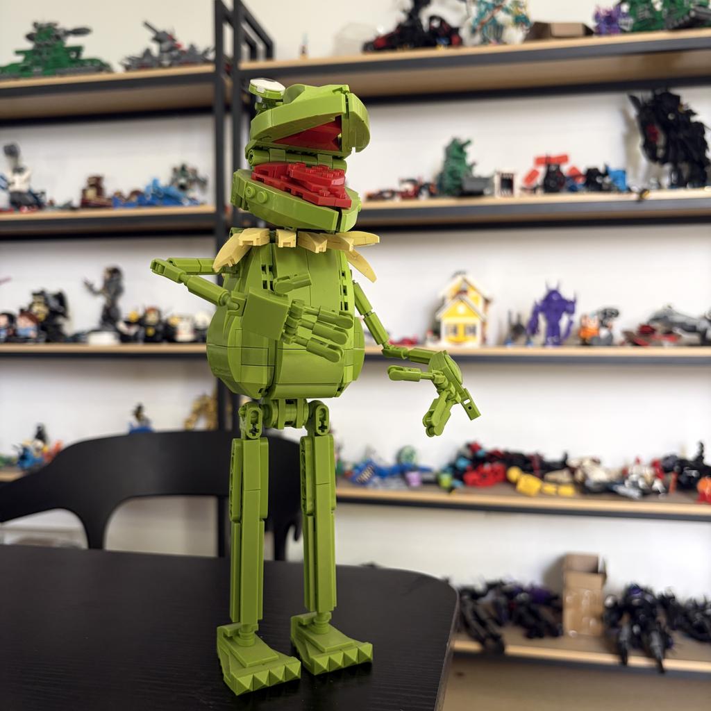 442pcs Kermits The Frog Funny Model Building Blocks DIY Bricks Creative Action Figures Idea Christmas Gifts Kids Toy Birthday