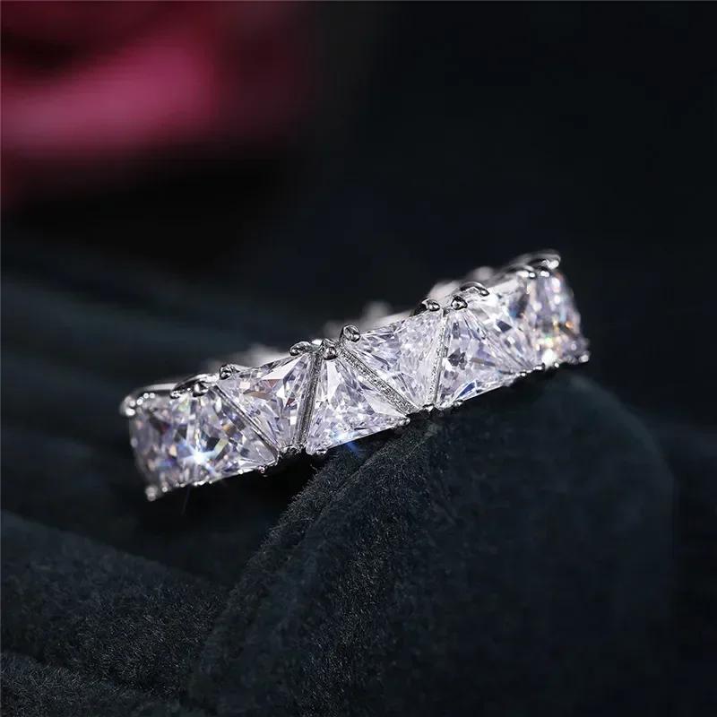 Nuova Fede Nuziale di Lusso Anelli di Promessa per Donna Design Unico Triangolare con Zirconia Cubica Alta Qualità Gioielli alla Moda Dropshipping