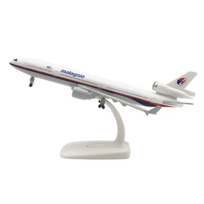 Hochwertiges 20cm Druckguss-Modellflugzeug - Malaysia Airlines MD-11 Nachbildung