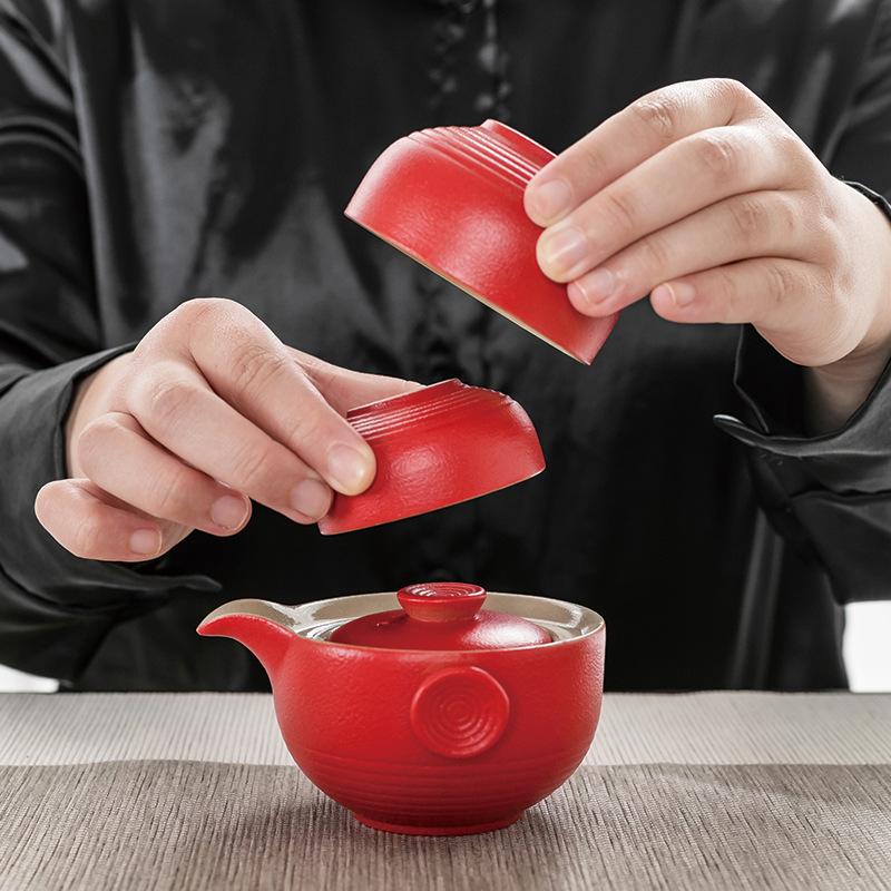 Japanese-style handmade ceramics, one pot and two cups of travel tea set, outdoor portable express cup storage design, simple tea brewer