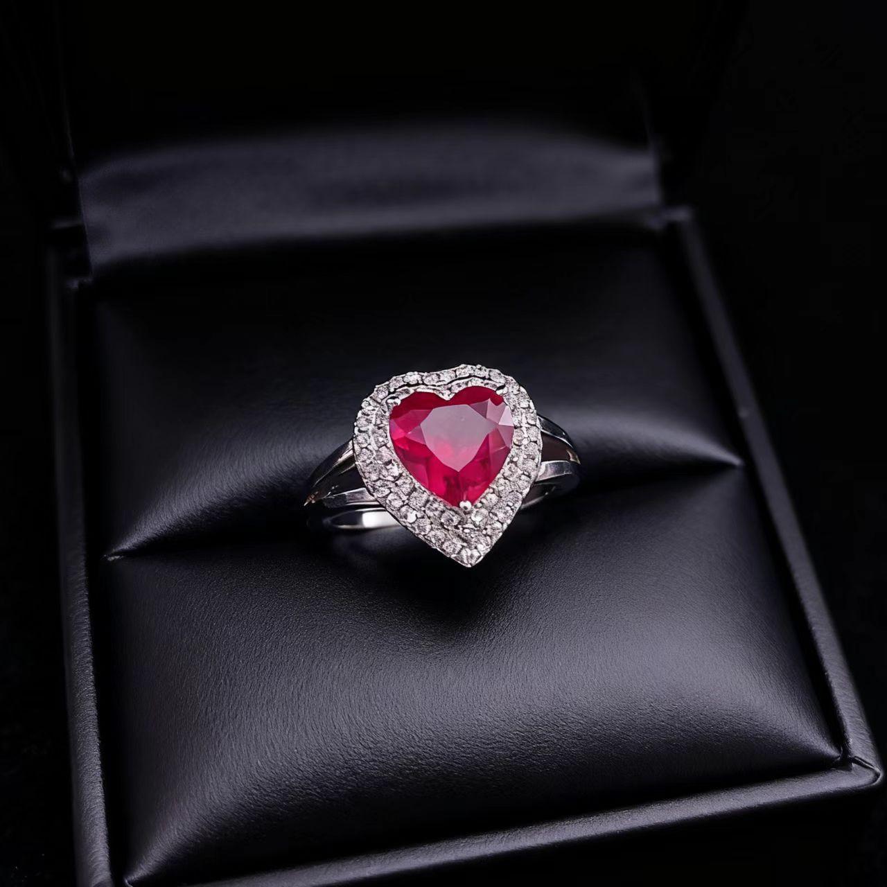 

Fashion Love Necklace Imitation Classic Heart Of The Ocean Sapphire Jewelry Set Women S Ring Stud Earrings Pendant gold-plated copper