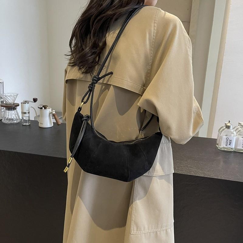 Vintage Aesthetic Horn Bag For Women With Soft Suede Material And Unique Design