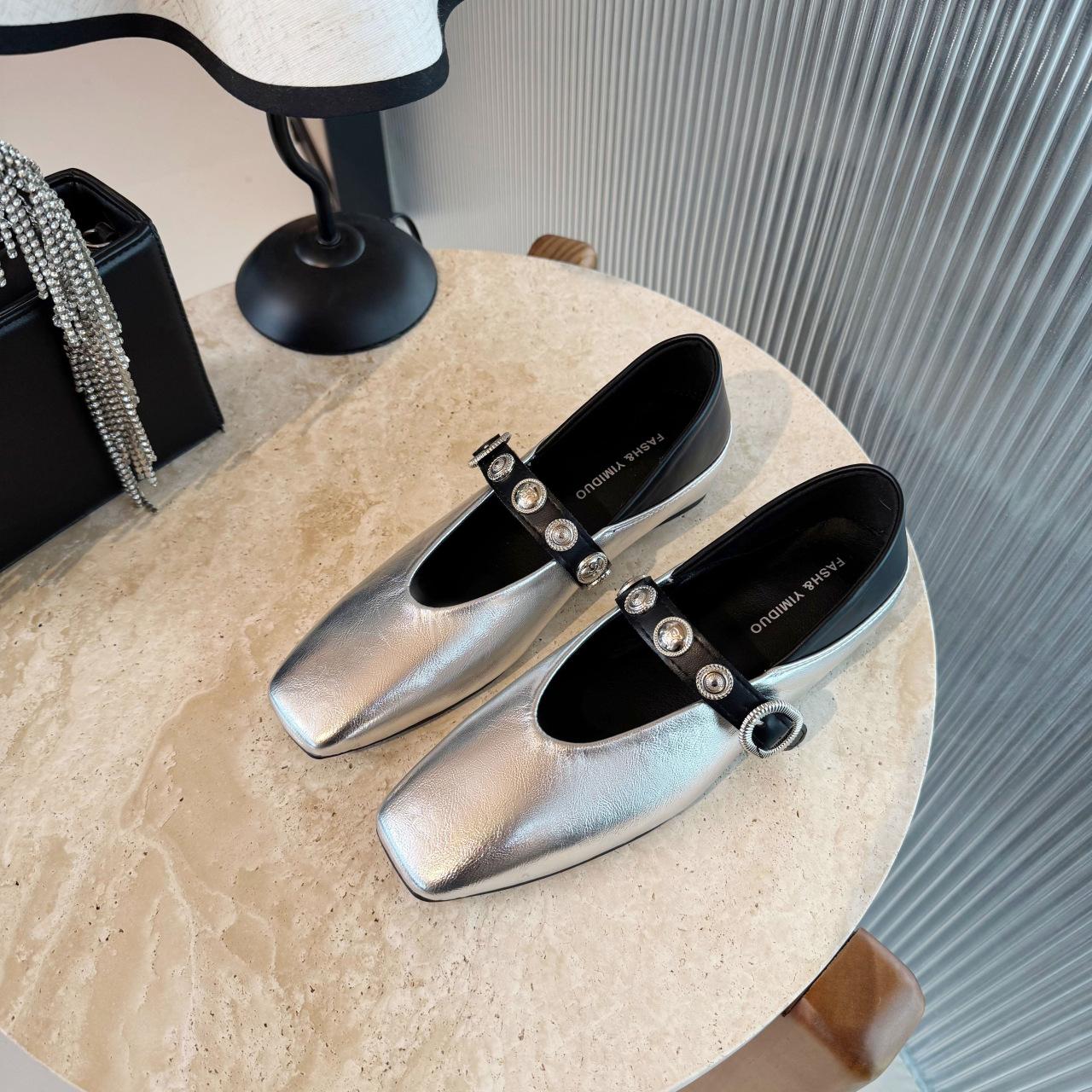 

Gentle and small fragrant French silver inner height increase with Mary Jane shoes, super beautiful and comfortable flat-bottomed temperament sing 35 серебряный