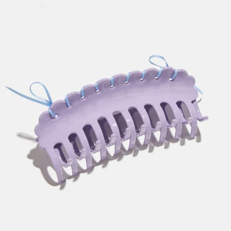 

CHUNKS Laced Bow Claw in Lilac Lilac