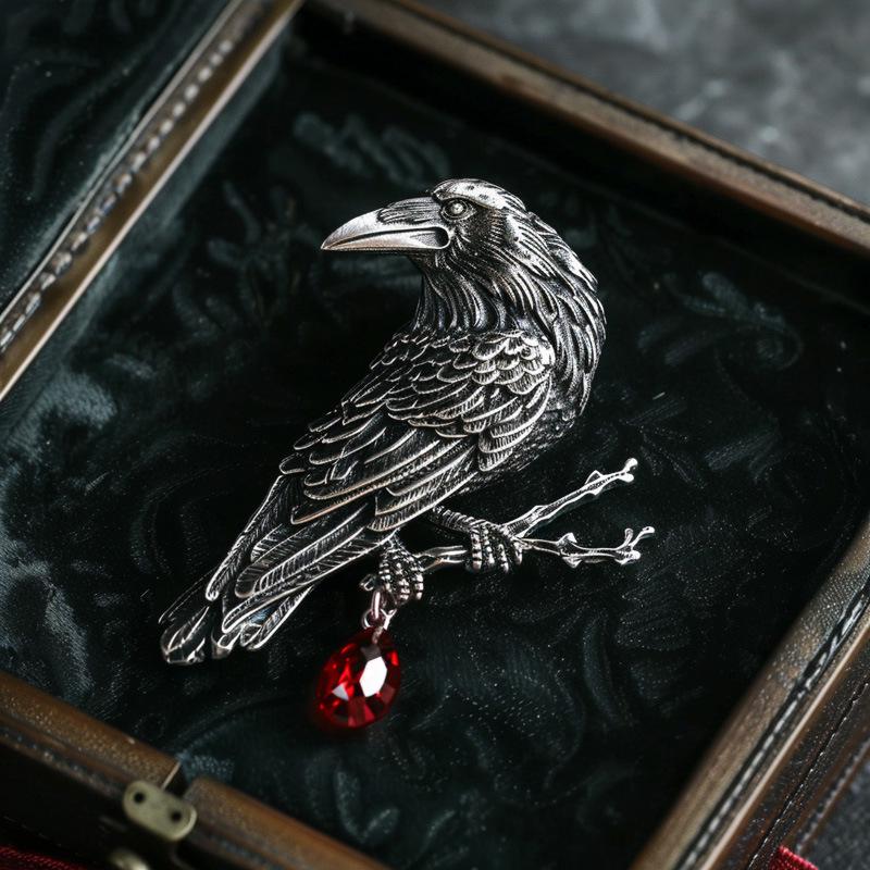 Bo Xin Yun Vintage Dark Crow Brooch: Elegant Retro Fashion Accessory