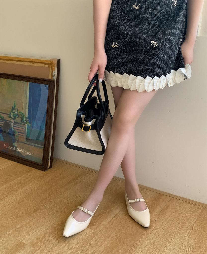 2025 New Inner Height Increase of 3.5CM Pointed Single Shoes Fairy Style Leather Grandma Shoes Are Very Soft and Do Not Wear the Heel