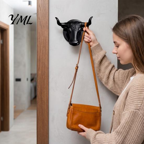 Modern Black Wall Hook Bull Head Hat Rack, Lightweight Wall-Mount Key Holder, Decorative Coat Horn Rack Hook, Retro Animal Hanger for Home Decoration