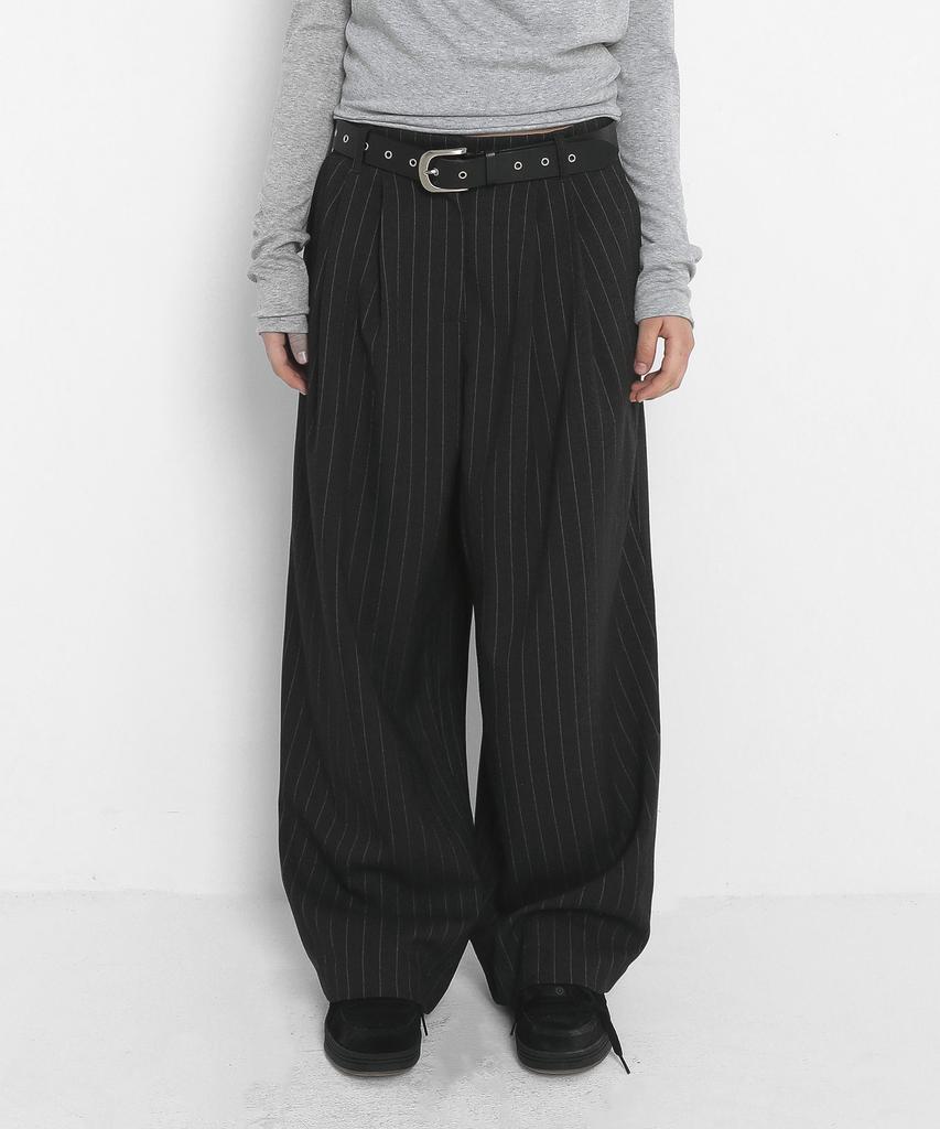 Saendeulig Balloon Stripe Wool Slacks_Charcoal