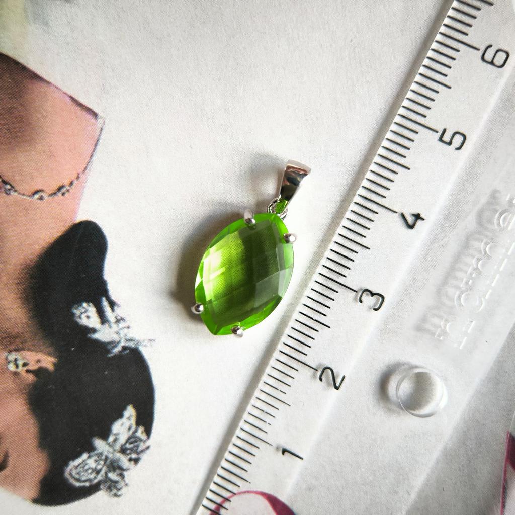 Серебряная подвеска с хризолітом 4.862ct (60002472)