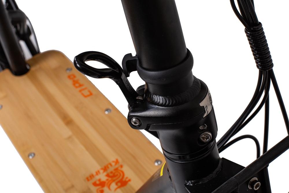 KuKirin Elektrická koloběžka C1 Pro - 500W motor, dojezd 100 km, skládací design pro městskou dopravu a každodenní cestování