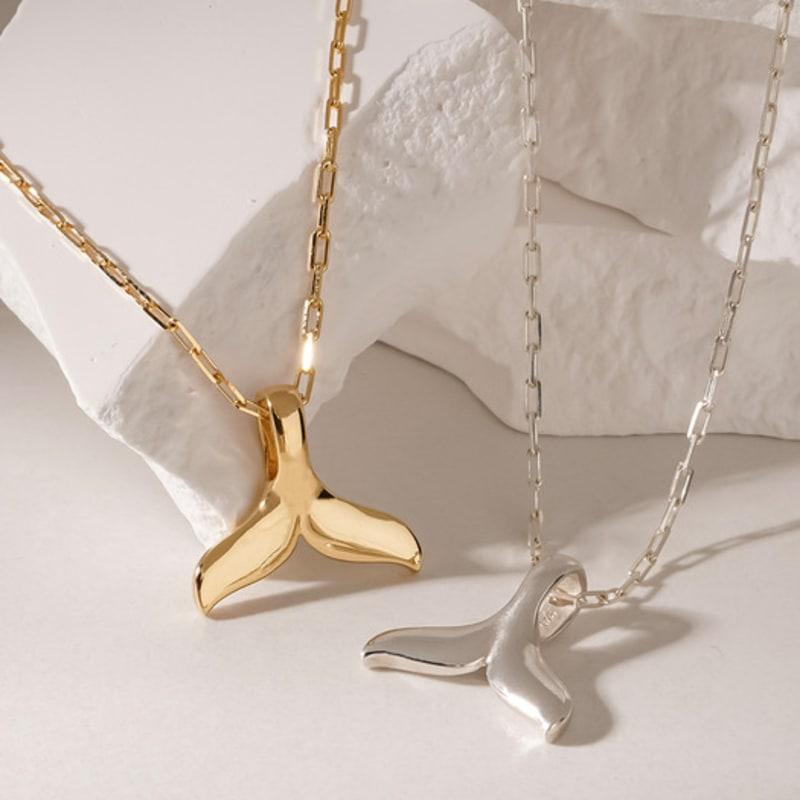 JEWNEL Silver925 Bold Dolphin Tail Chain Necklace (2 colors)