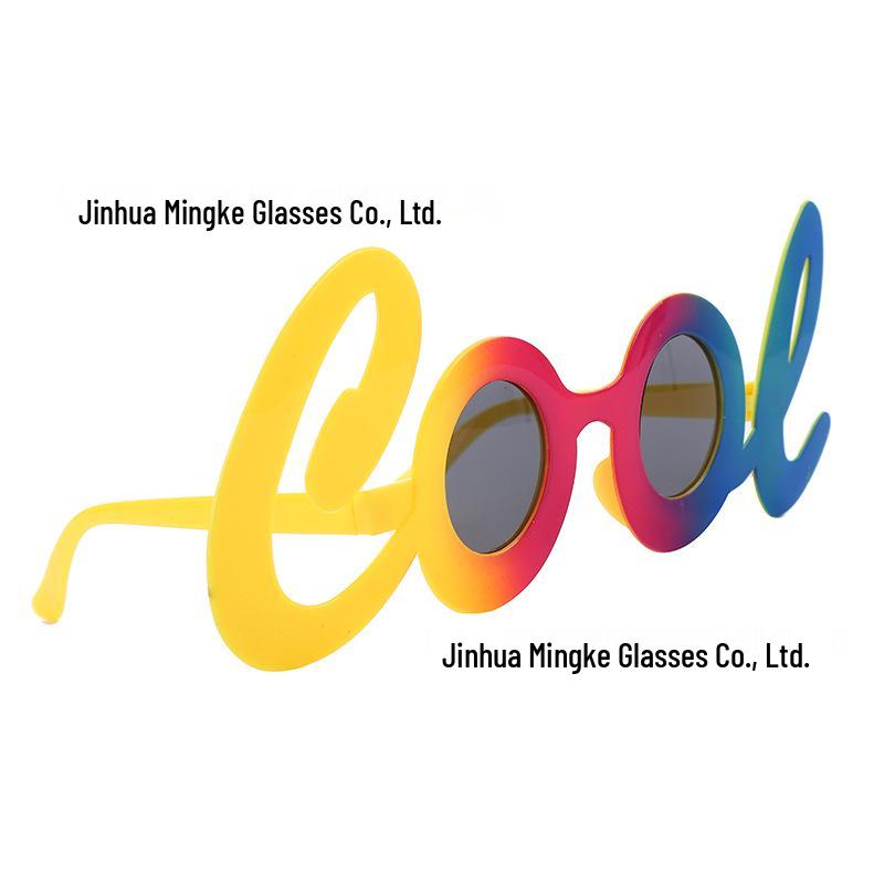 Personalisierte Cartoon-Sonnenbrillen für Abschluss- und Geburtstagsfeiern