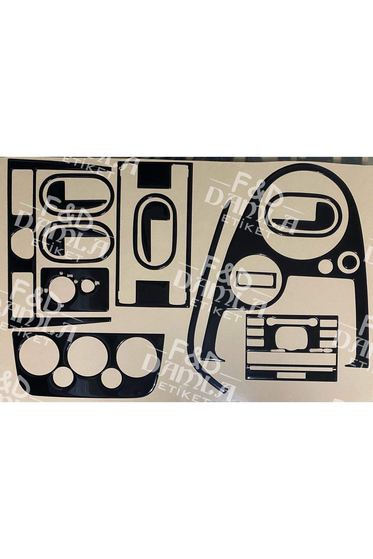 

Ford Fiesta 2005 - 2010 Torpido, Konsol, Trim, Göğüs Maun Kaplama Parlak Siyah Renk Full Set
