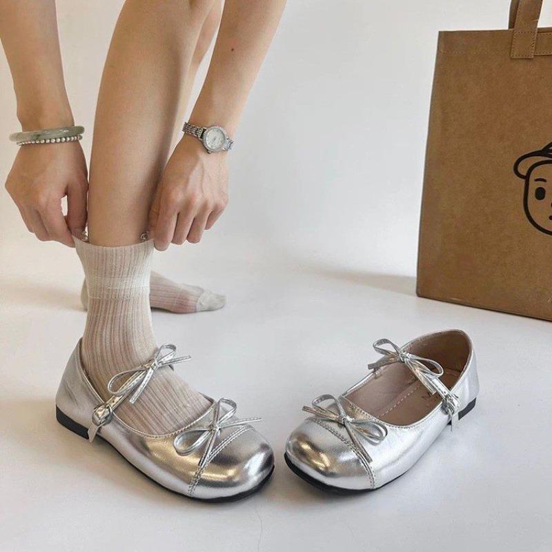 

Студенческие серебристые туфли Мэри Джейн с двойным бантом, новые туфли на плоской подошве с круглым носком и пряжкой для юбки, туфли-бини 40 серебряный