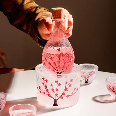 Japanese Hand-painted Plum Blossom Sake Pot Heat-resistant Glass Set for Home Fruit Wine Winter and Summer Sake Cups