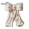Dried Flower Holder Ceramic Bow Vase with Star, Decorative Flowers Vase, Creative French Style Arrangement for Living Room Table Centerpiece