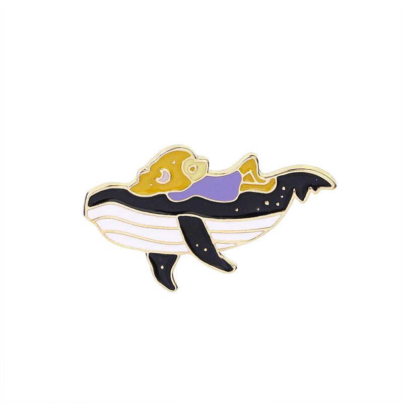 3 Styles Funny Galaxy Pattern Humpback Whale Enamel Brooches Marine Animals Shaped Golden Pins