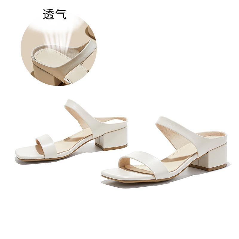 

Thick-heeled slippers outer wear summer new casual beach shoes women s seaside fashion high-end sense versatile sandals women 40 брудно-білий