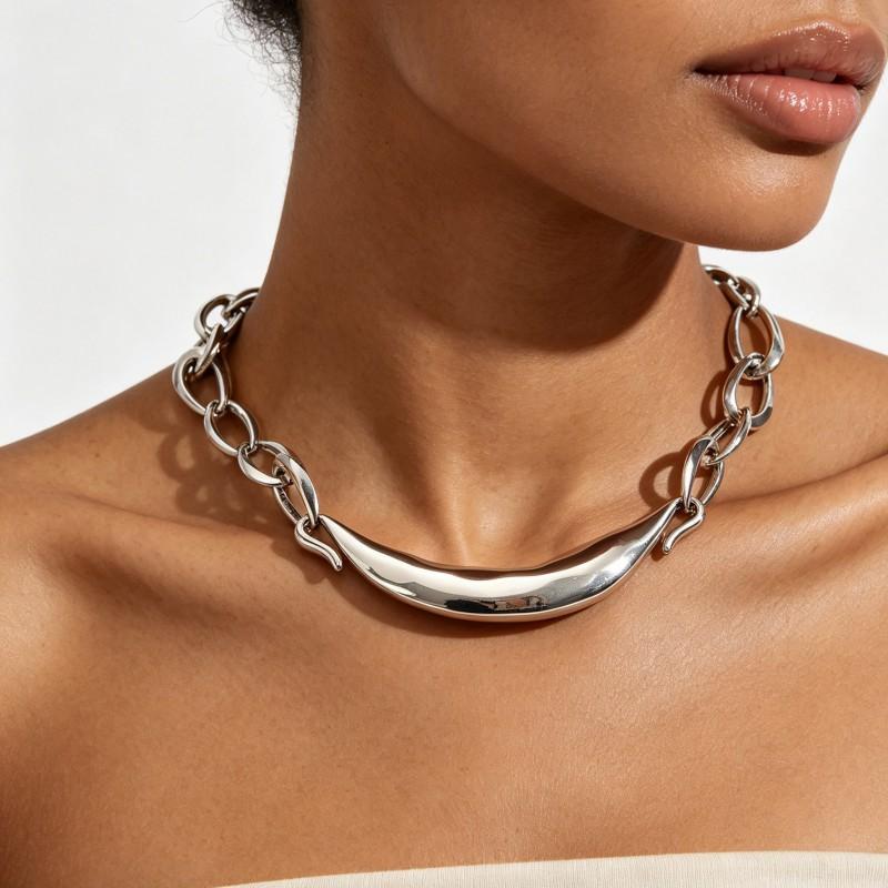 Minimalist Zinc Alloy Pendant Necklace With Chunky Chain Women Geometric Design Layering Style Gold