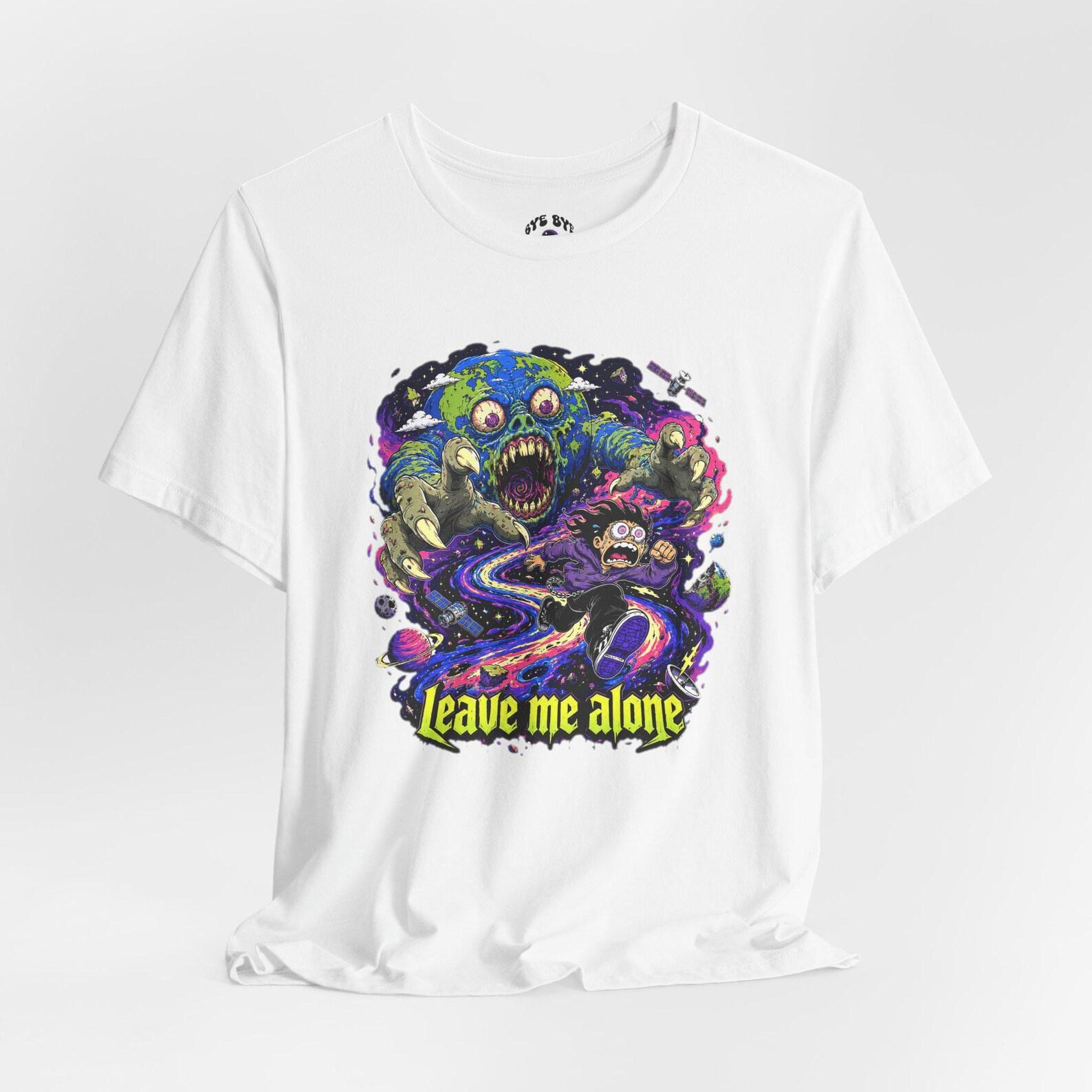 Leave Me Alone T-Shirt | Spooky Cosmic Creature Tee M