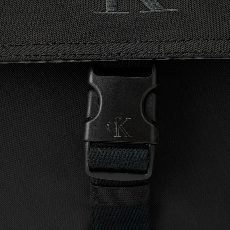 Calvin Klein Embroidered Letter Commuter Portable Flap Shoulder Messenger Fabric Crossbody Bag Men Bags Space-Black 4D1222G-UB1