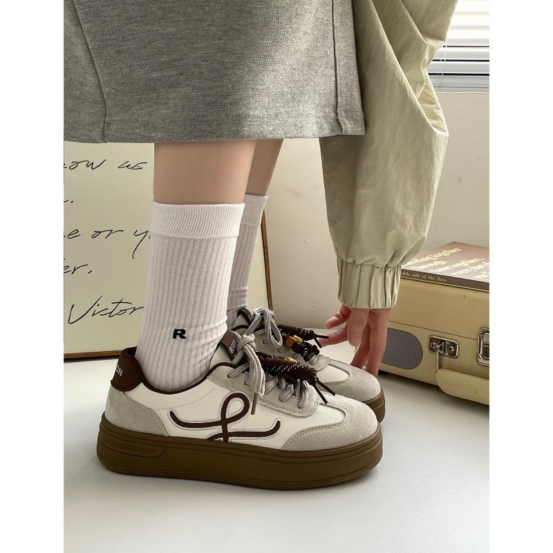 Autumn New Wasteland Style Fashion Commuting Versatile Casual Board Shoes Platform Round Head Lace-up