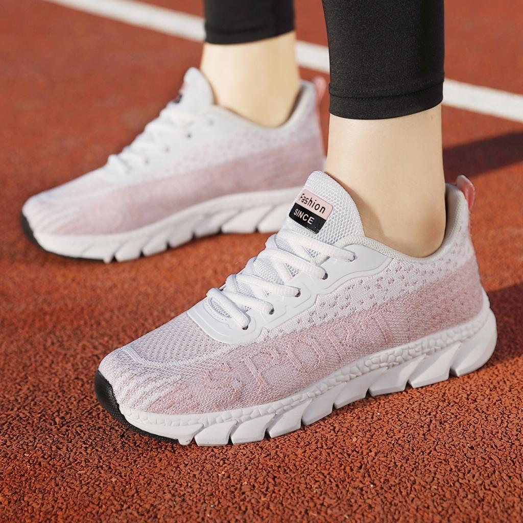 Running shoes large size new lightweight breathable sports shoes shock-absorbing soft-soled fly-woven mesh running shoes