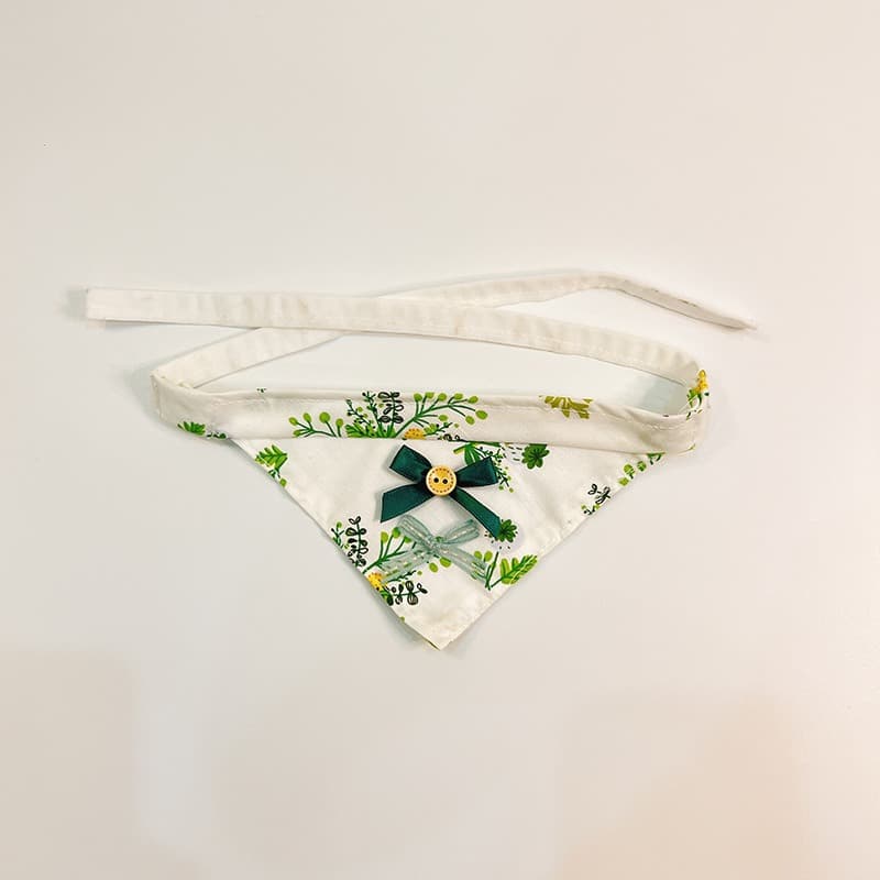 

Ошейник для кошек Треугольный биндер Полотенце для слюны Милый нагрудник для домашних животных Шарф для кошек Шарф для домашних животных Free size