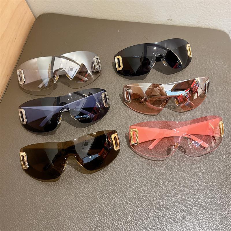 Vintage Y2K Fashion One Piece Rimless Sunglasses Women For Men Luxury Brand Designer Punk Sun Glasses Sport Goggle Shades UV400
