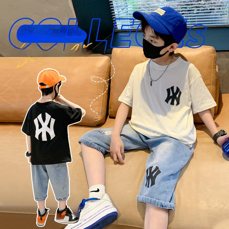 Boys' Handsome Suit 2025 Summer Children's Fashion Short Sleeve Two-piece Suit