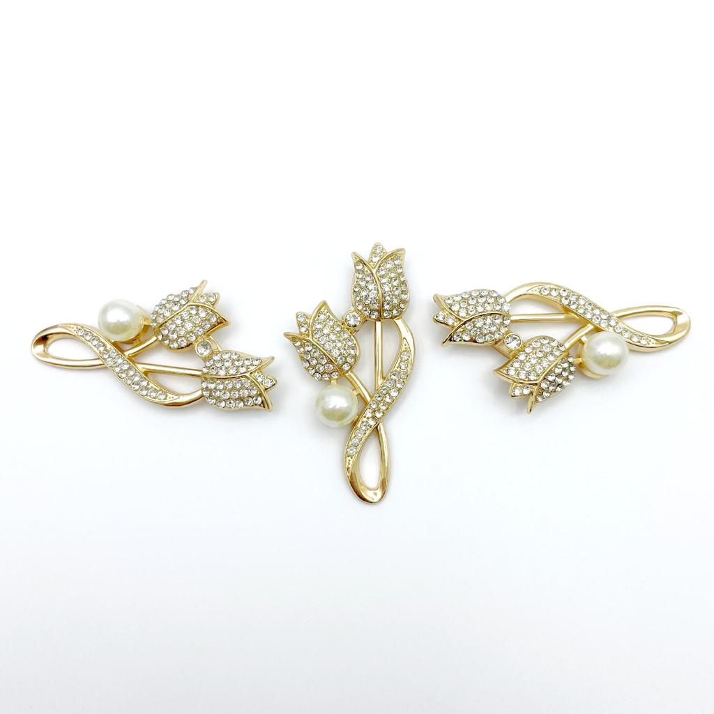 Tulip Brooch: Elegant Pin for Women & Men - Perfect for Suits, Holiday Parties, & Lapels