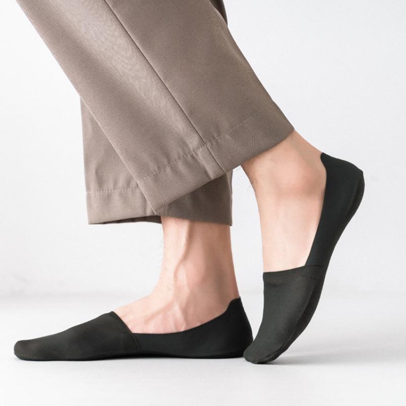 Men's Summer Ice Silk Non-falling and Invisible Silicone Anti Slip Boat Socks