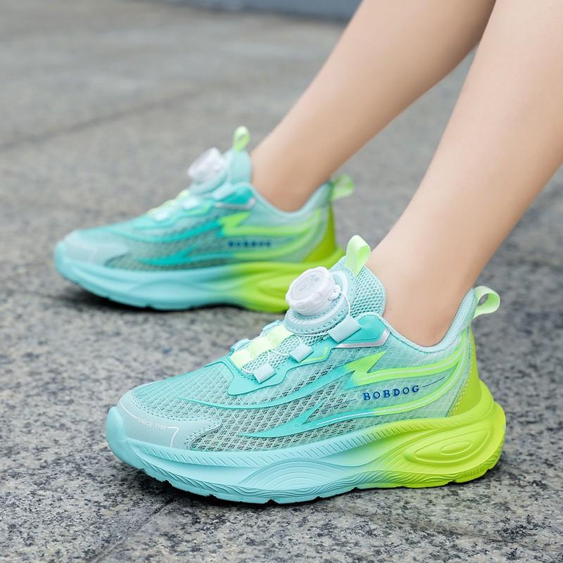 Kids Running Shoes Boys Girls Lightweight Breathable Mesh Sneakers With Rotating Buckle Slip-Resistant Casual Footwear