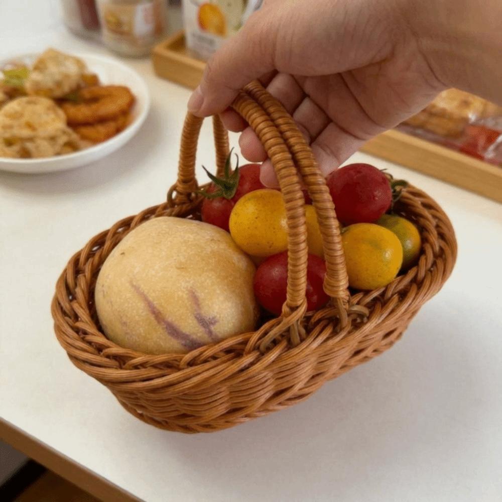 Simple Imitation Rattan Storage Basket Portable Fruit Storage Baskets Restaurant Use