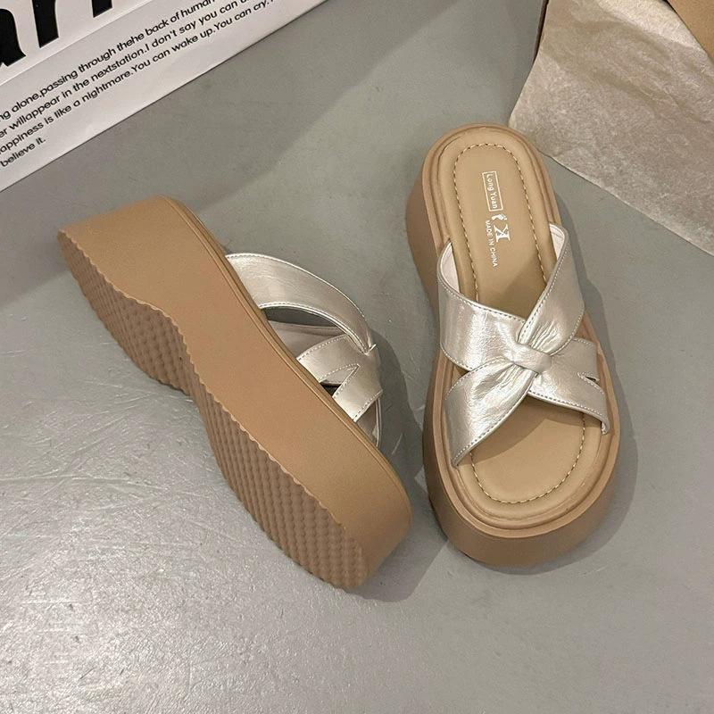 

Интернет-знаменитость кросс-платформенные крутые тапочки женские летние 2025 новые сказочные со юбкой повседневные пляжные сандалии 35 шампанского