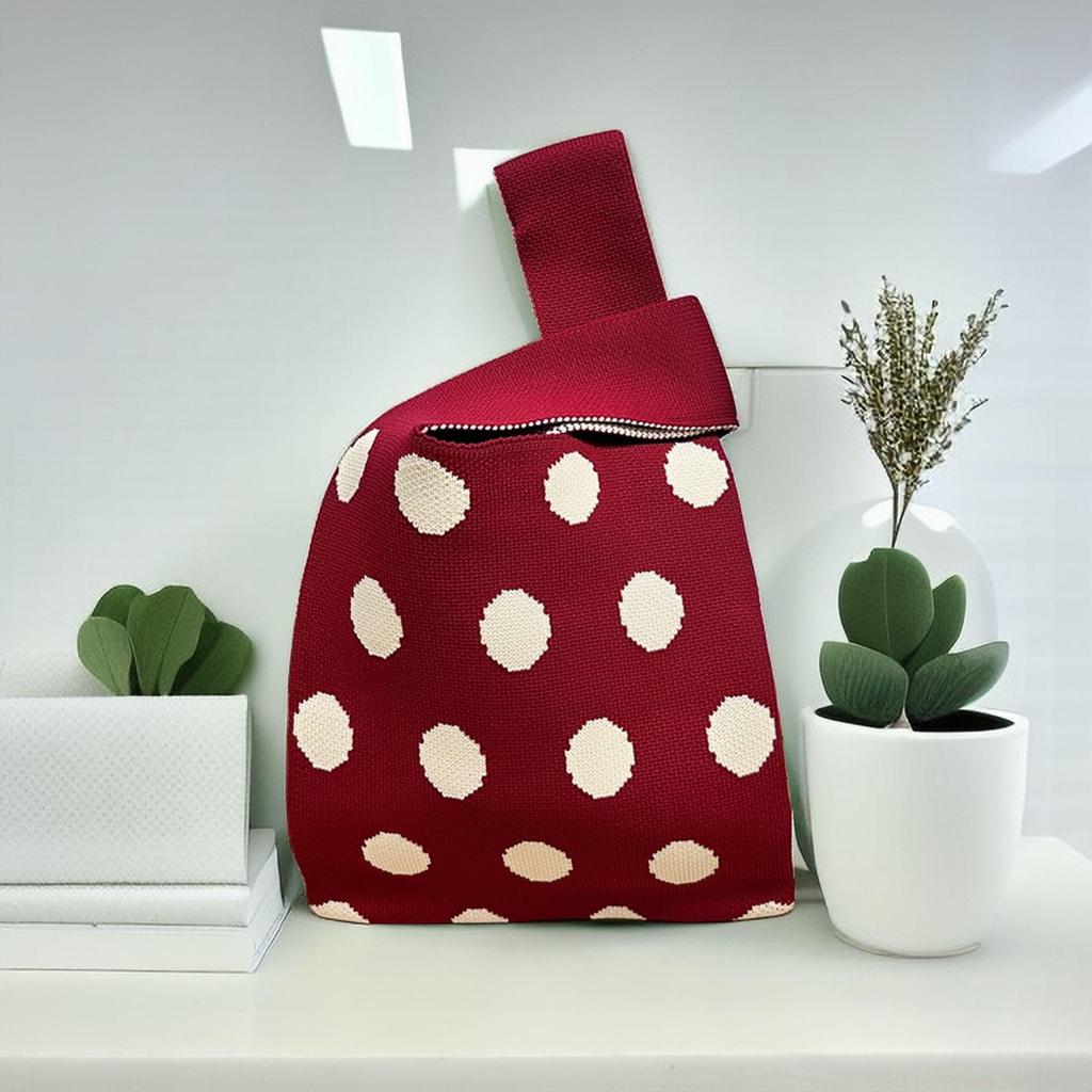 Trending Knitted & Woven Bags: Stylish Handbags, Ladies' Totes, Fashionable Ins Bags, and Souvenir Bags