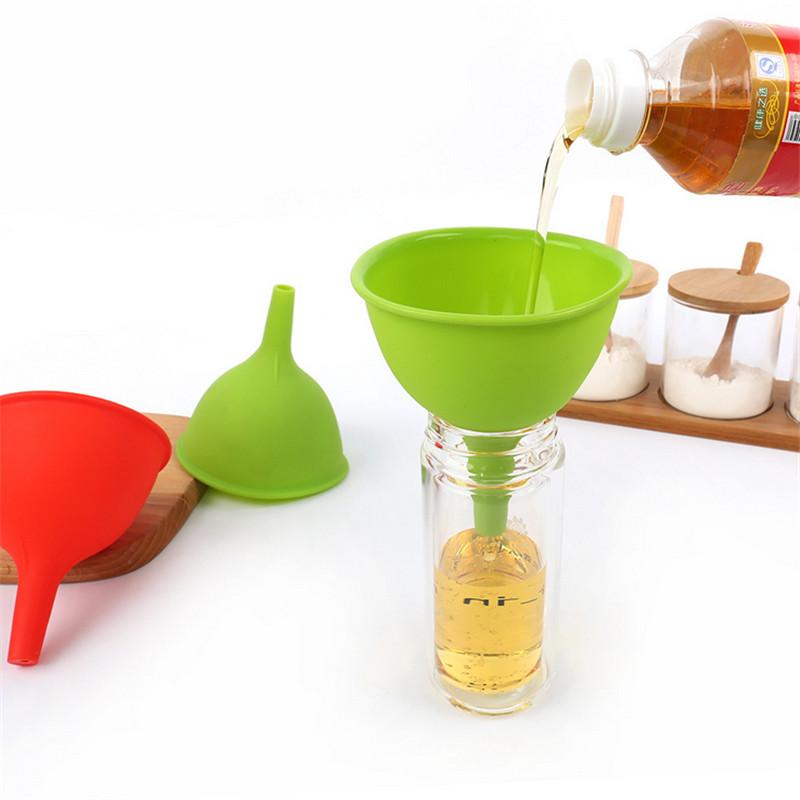 1Pc Food Grade Small Silicone Funnel Durable Soft For Oil Liquid Kitchen Cooking Tool Random Color