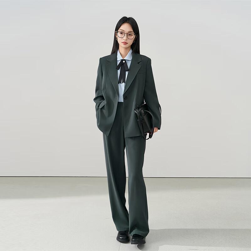 

Women s Professional Suit Set S