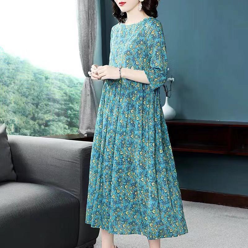 New Floral Plus Size Mid-Length Dress for Women: Trendy Outfit for Middle-Aged Ladies