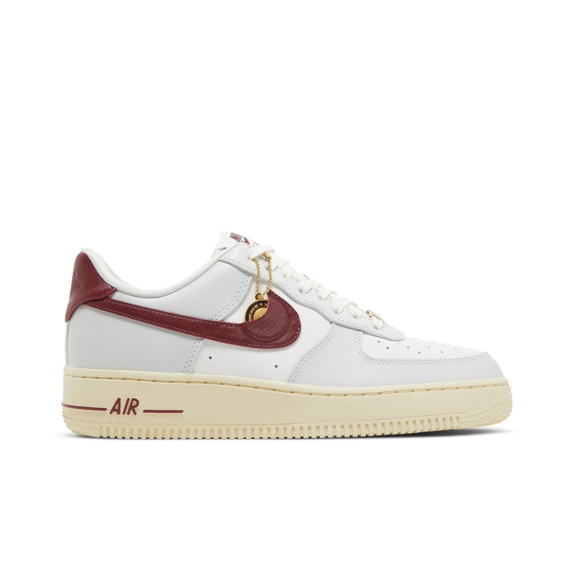 Nike Womens Air Force 1 `07