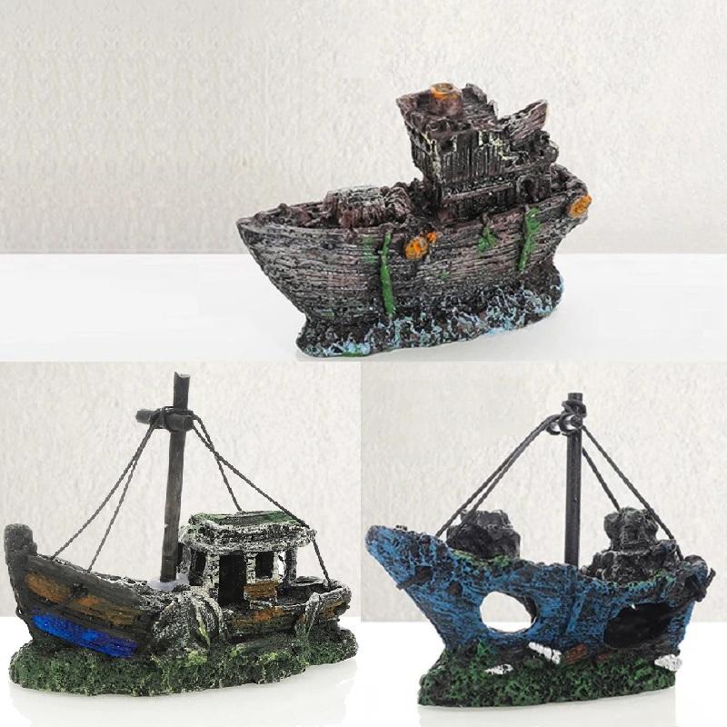 Fishing Boat Wreckag Retro Aquarium Fish Tank Landscape Wreck Ship Decoration Hollow Cave Mini Resin Boat Ornament Accessories