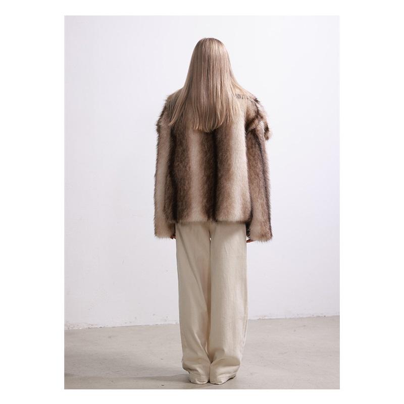 Cappotto da Donna in Eco Pelliccia di Volpe Collo Ampio Spesso Caldo Morbido Peluche Giacca Corta Larga Lusso Capo Invernale