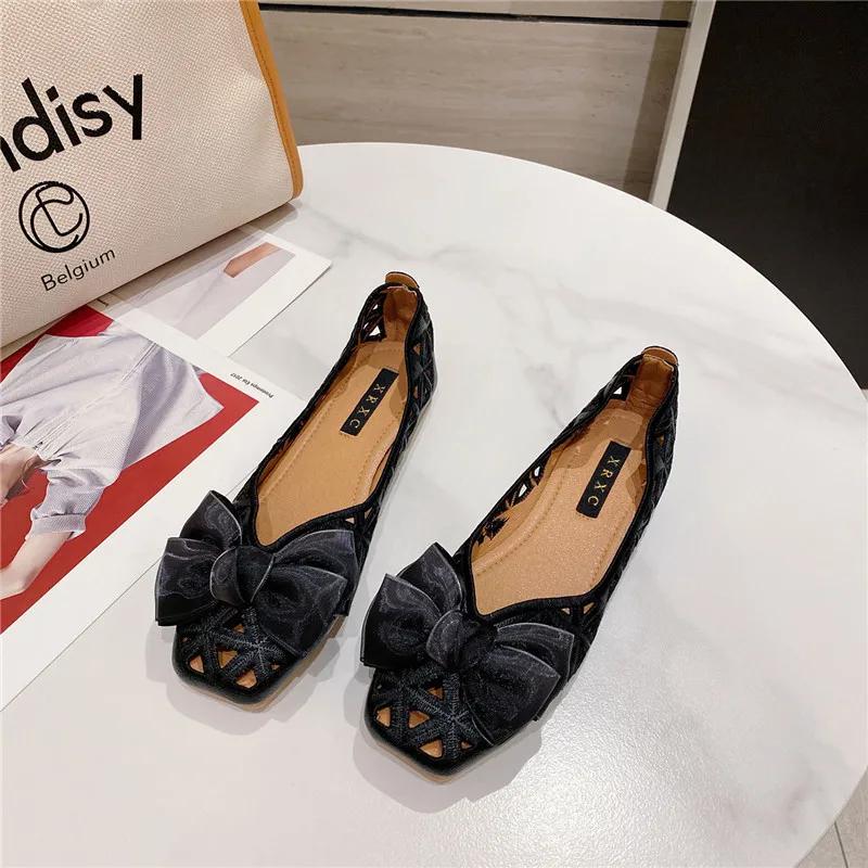 

Fashion Comemore 2025 Summer Women s Sandals Romanesque Embroidery Hollowed Out Retro Square Head Flat Single Shoe Breathable Shoes 35 чёрный