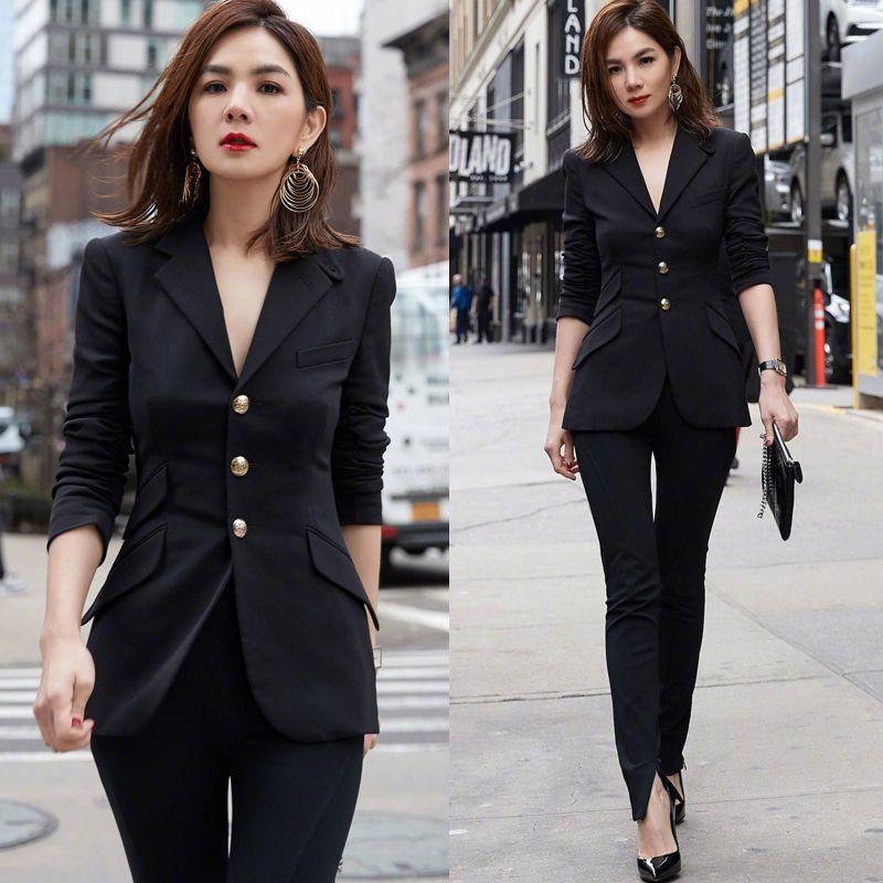 

Вдохновленный знаменитостями брючный костюм для профессиональных женщин с Недель моды Европы и Америки Chen Jiahua Elle with one-piece pants 199 L