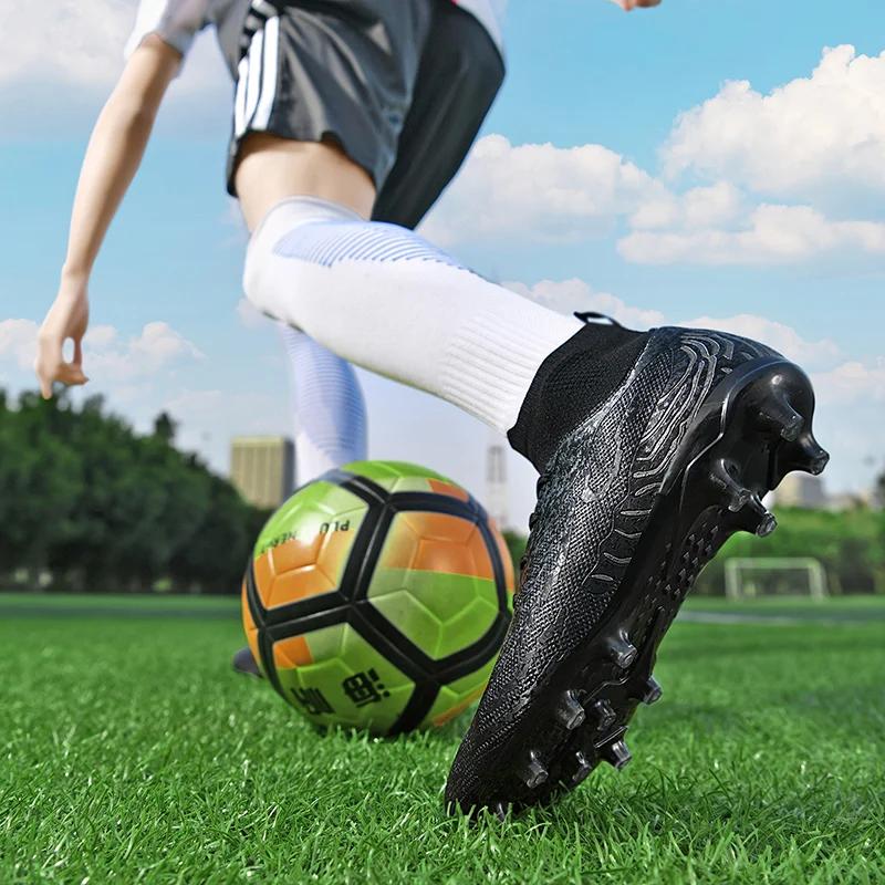 Men Professional Soccer Shoes Anti-slip Outdoor Grass Training Stud Sports Shoes Men Soft Lace-up Football Boots Men