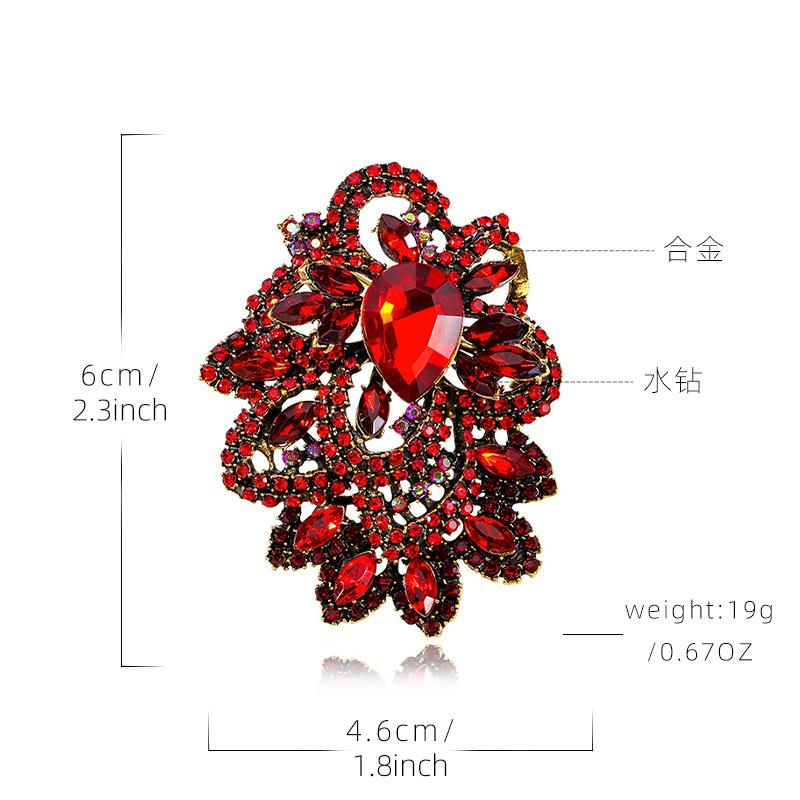 Retro Style Crystal Brooch Women's Atmospheric Corsage Coat Suit Anti-light Pin Diamond Accessories