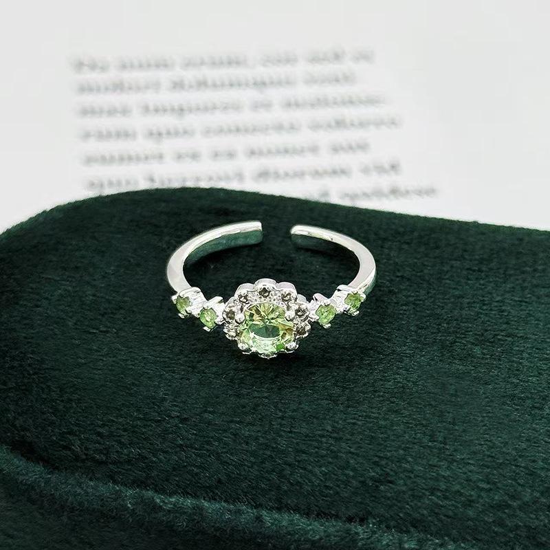 Green~ Lucky Grass Olive Green Four-Leaf Clover Zir*****Pen Ring Super Flash Light Luxury Stacked Ring