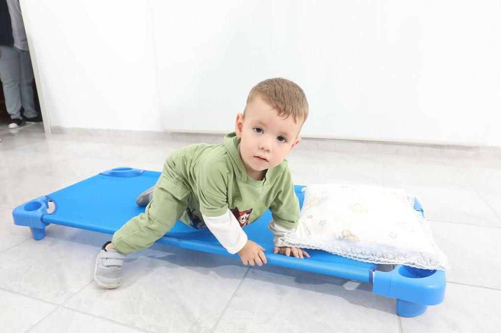 King Children's Deckchair - Red