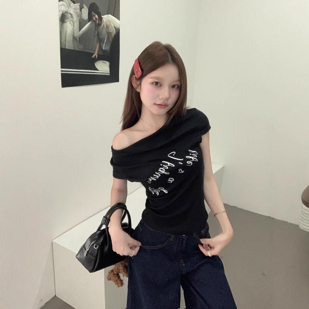 Women's 2025 One-Shoulder Short-Sleeve Letter Print Slim T-Shirt – Versatile Hot Girl Summer Top